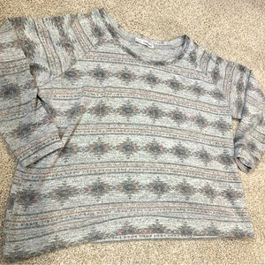 Maurice’s Long Sleeve Shirt Sweater Polyester spandex Aztec